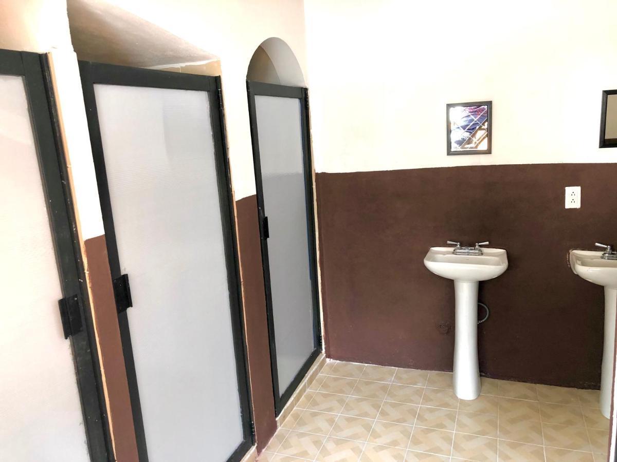 מקסיקו סיטי Roomies Hostel Centro Medico מראה חיצוני תמונה