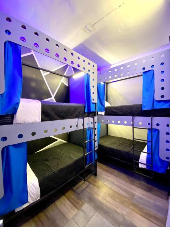מקסיקו סיטי Roomies Hostel Centro Medico מראה חיצוני תמונה