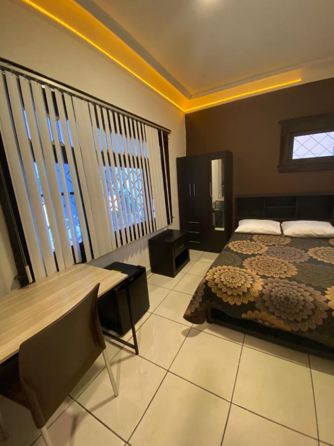מקסיקו סיטי Roomies Hostel Centro Medico מראה חיצוני תמונה