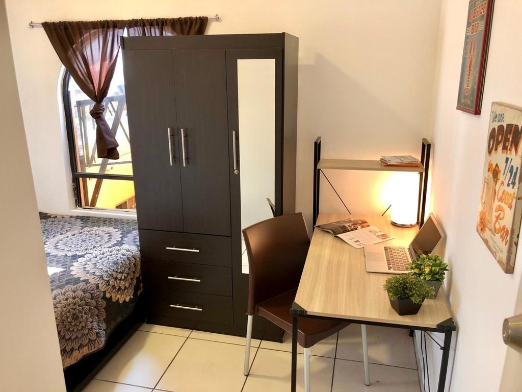 מקסיקו סיטי Roomies Hostel Centro Medico מראה חיצוני תמונה