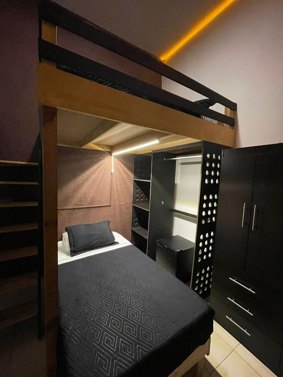 מקסיקו סיטי Roomies Hostel Centro Medico מראה חיצוני תמונה